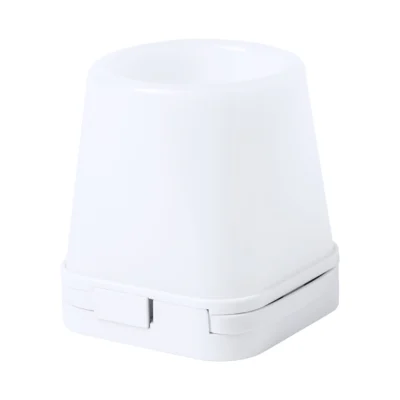 Lumeo – stojan na perá s USB hubom